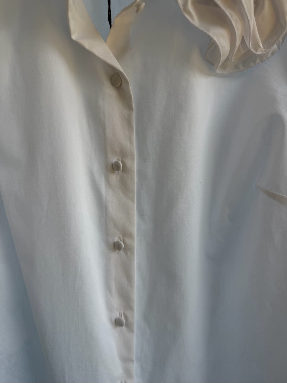 River Island White Button Down Top with Oversized Flower Detail - Picture 5 of 6